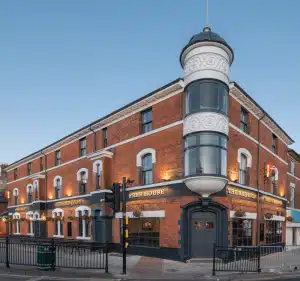 the best country pubs near me