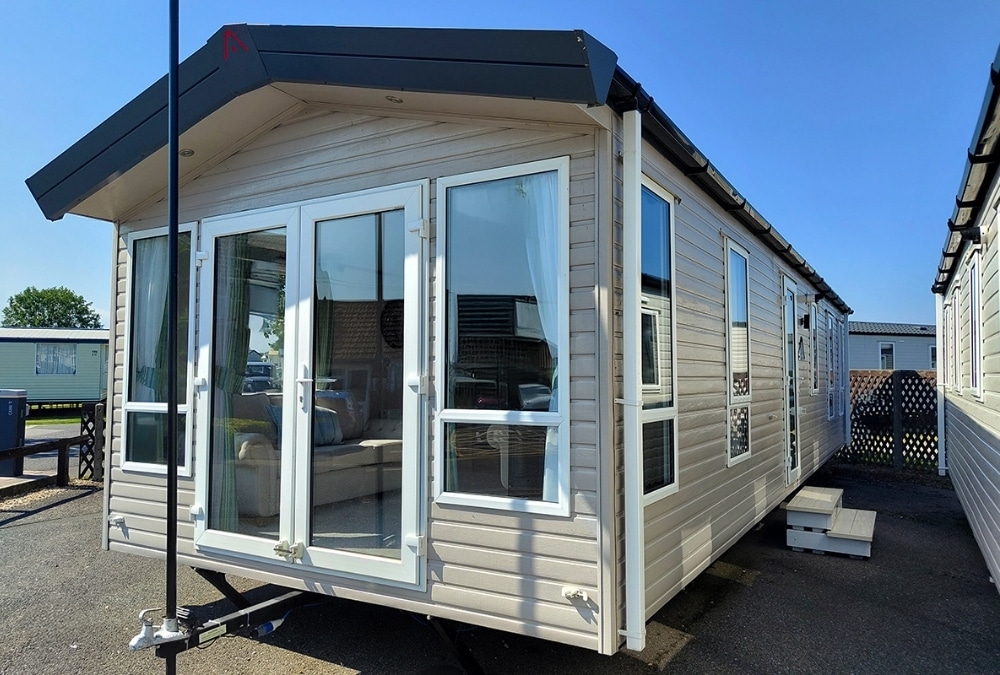 Second-hand static caravan available to buy on a UK holiday park